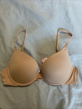 PINK Victoria's Secret 34B Nude Wear Everywear Push Up Bra